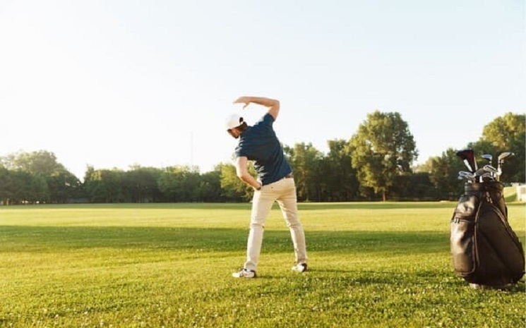 Kỹ năng cầm gậy cơ bản cho người mới tập đánh golf